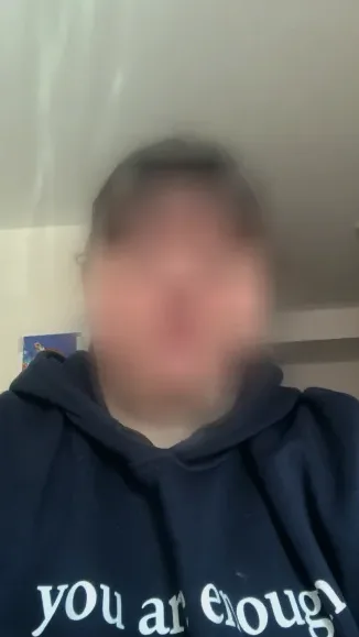 Romy, 31